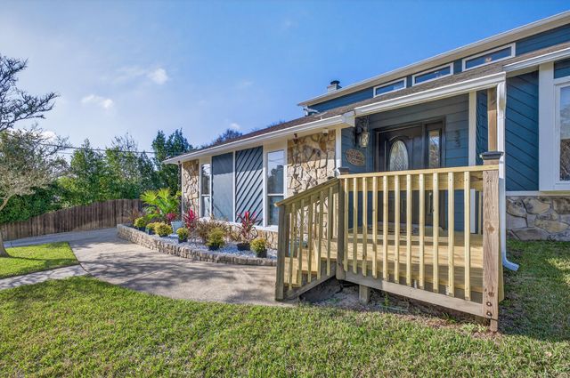 33 Birch Avenue, Shalimar, FL 32579