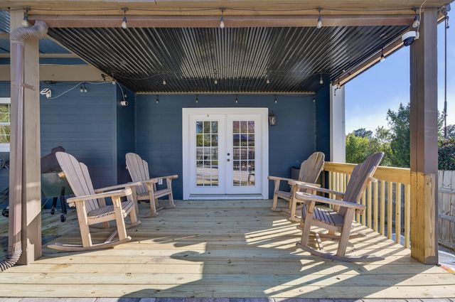 33 Birch Avenue, Shalimar, FL 32579