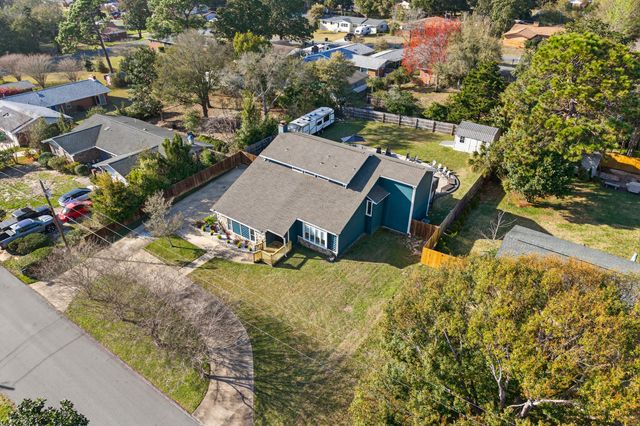 33 Birch Avenue, Shalimar, FL 32579