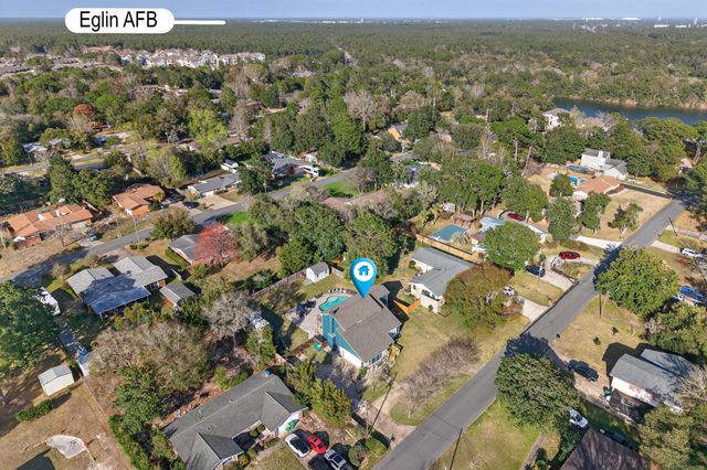 33 Birch Avenue, Shalimar, FL 32579