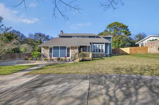 33 Birch Avenue, Shalimar, FL 32579