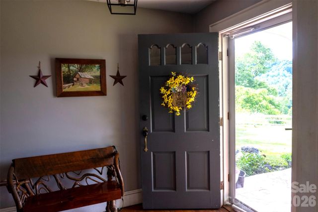 68 Hillside Terrace Drive, Waynesville, NC 28786