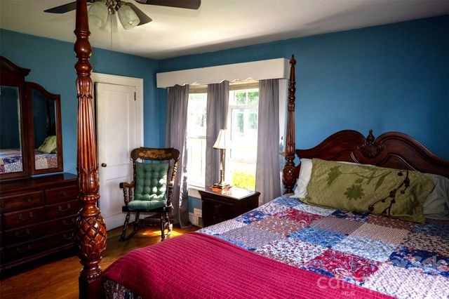 68 Hillside Terrace Drive, Waynesville, NC 28786
