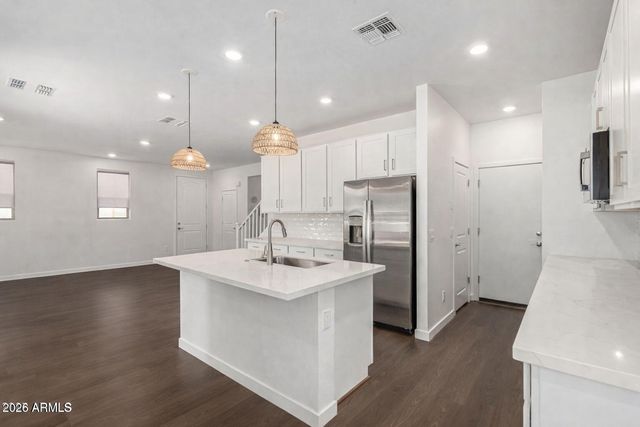 9901 E TAMERY Avenue, Mesa, AZ 85212