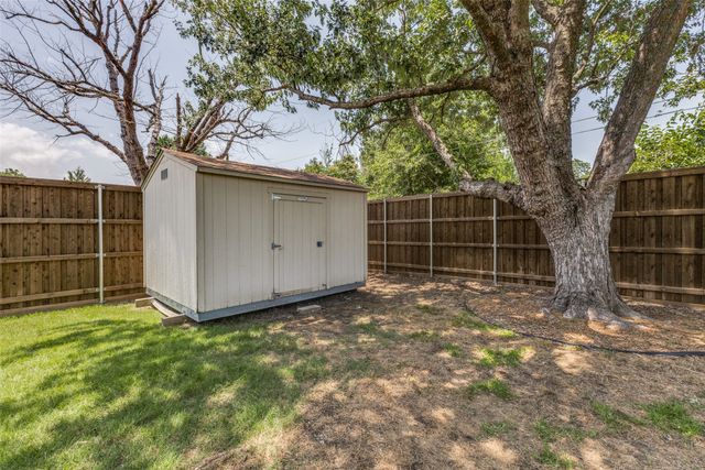 2521 Ridgecrest Drive, Garland, TX 75041