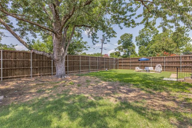 2521 Ridgecrest Drive, Garland, TX 75041