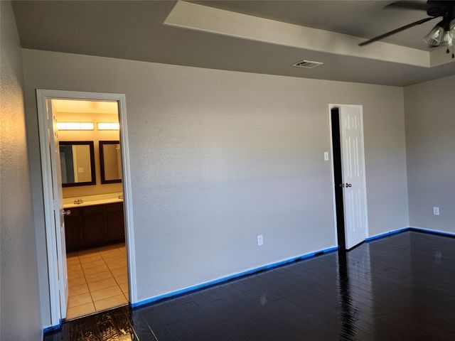 700 Swan Drive, Aubrey, TX 76227