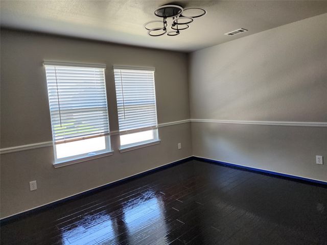 700 Swan Drive, Aubrey, TX 76227