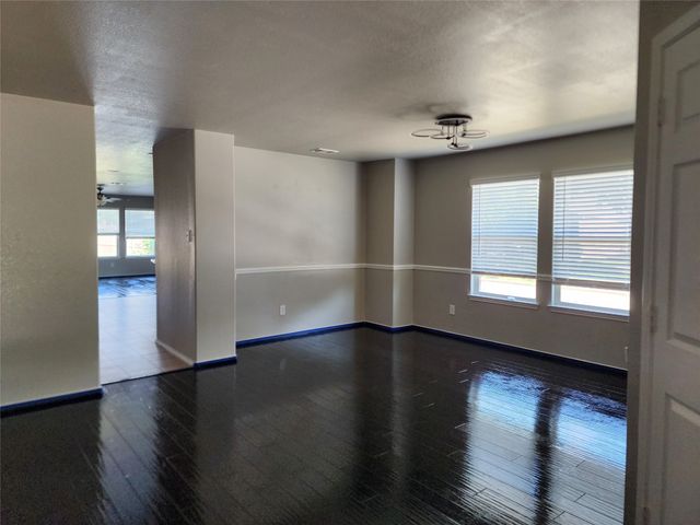 700 Swan Drive, Aubrey, TX 76227