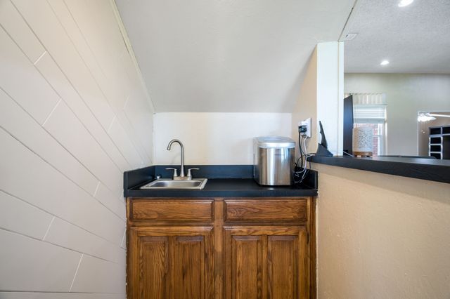 602 Highland Hills Lane, Highland Village, TX 75077