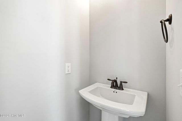 6017 Richard Bradley Drive, Wilmington, NC 28409