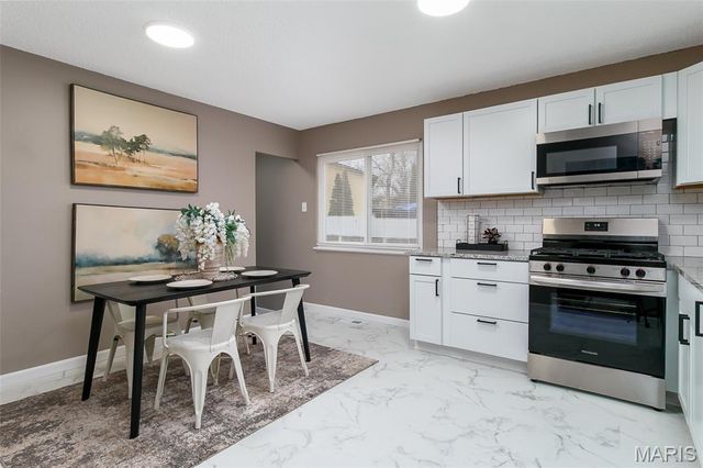 11652 Las Ladera Drive, Unincorporated, MO 63033