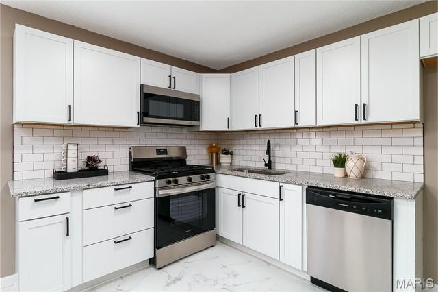 11652 Las Ladera Drive, Unincorporated, MO 63033