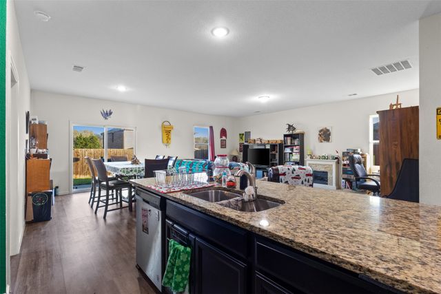 2360 Timbercreek Drive, Glenn Heights, TX 75154