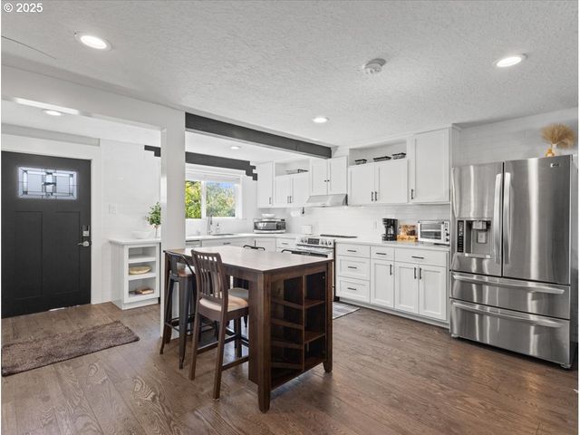 3504 E 12TH St, Vancouver, WA 98661