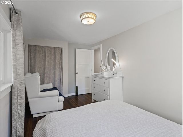 3504 E 12TH St, Vancouver, WA 98661