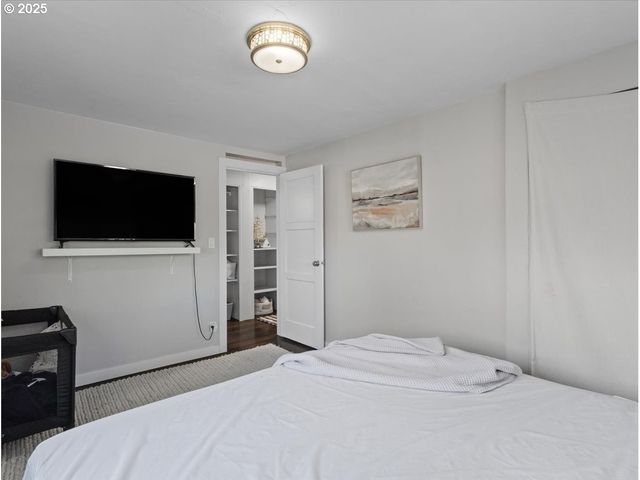 3504 E 12TH St, Vancouver, WA 98661