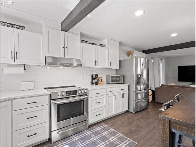 3504 E 12TH St, Vancouver, WA 98661