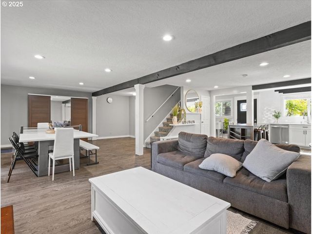 3504 E 12TH St, Vancouver, WA 98661