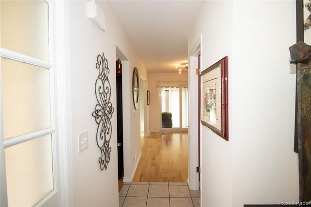 2752 S Heather Gardens Way 13, Aurora, CO 80014