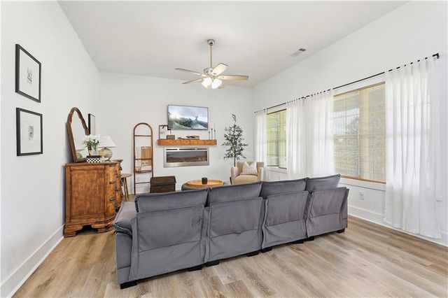 16 Watson Drive, Newnan, GA 30263