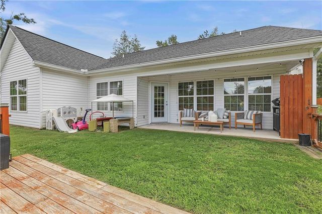16 Watson Drive, Newnan, GA 30263