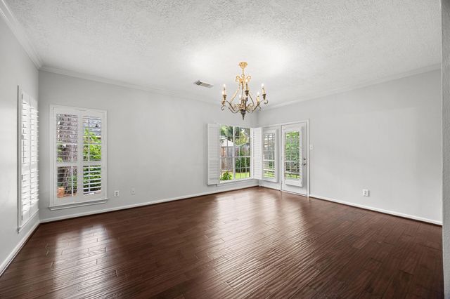 135 S Copperknoll Circle, The Woodlands, TX 77381