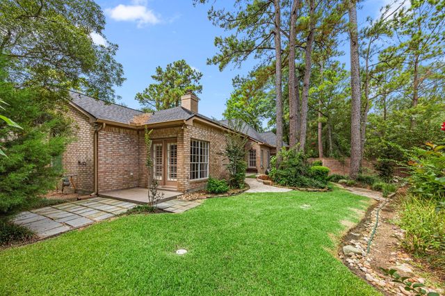 135 S Copperknoll Circle, The Woodlands, TX 77381