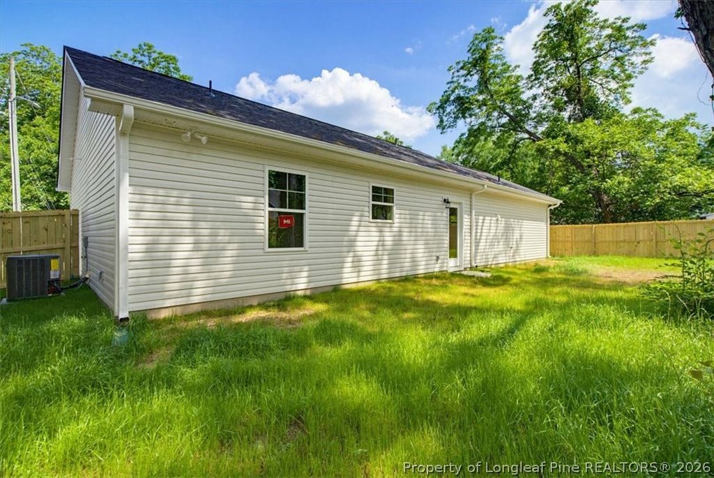 320 Currie Street, Fayetteville, NC 28301 — photo 2