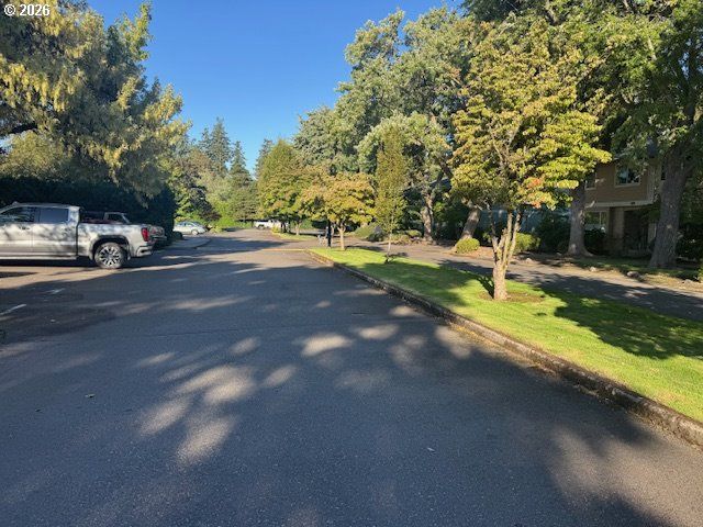 1748 Nw 143RD Ave, Portland, OR 97229