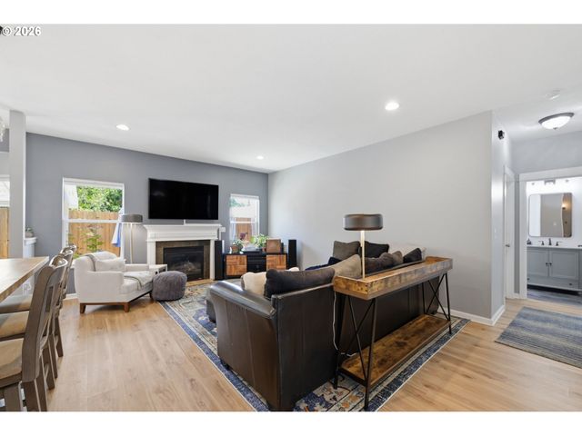 2910 RIVER Rd, Eugene, OR 97404