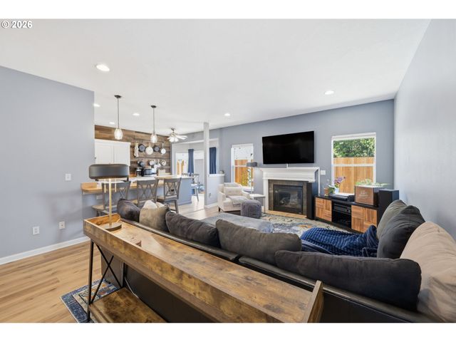 2910 RIVER Rd, Eugene, OR 97404