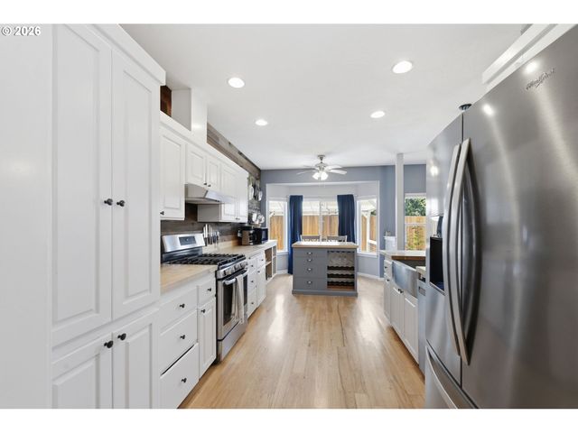 2910 RIVER Rd, Eugene, OR 97404
