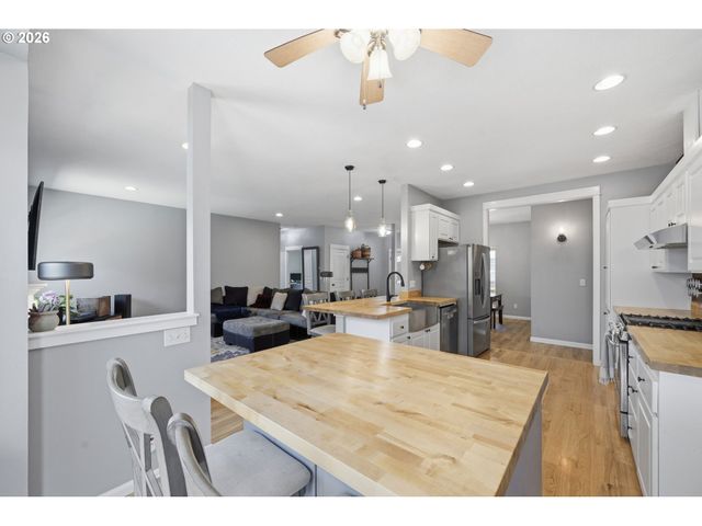 2910 RIVER Rd, Eugene, OR 97404
