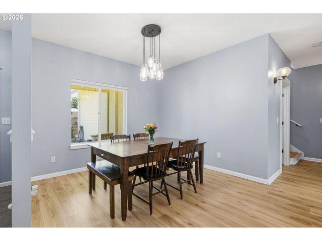 2910 RIVER Rd, Eugene, OR 97404