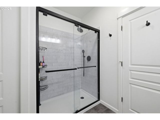 2910 RIVER Rd, Eugene, OR 97404
