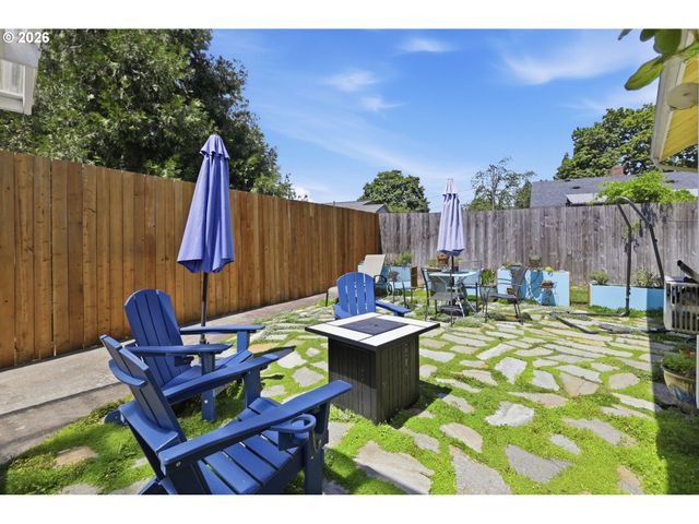 2910 RIVER Rd, Eugene, OR 97404