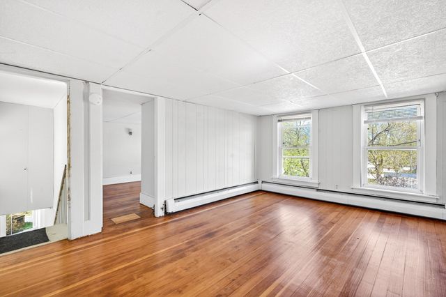 40 Moran St, Gardner, MA 01440