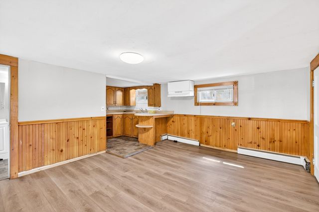 40 Moran St, Gardner, MA 01440