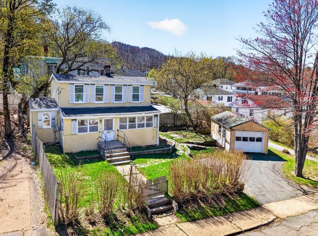 40 Moran St, Gardner, MA 01440