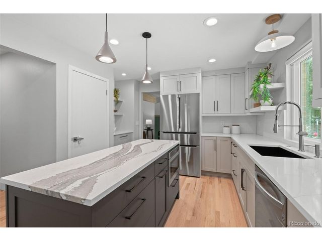 7454 W Otero Pl, Littleton, CO 80128