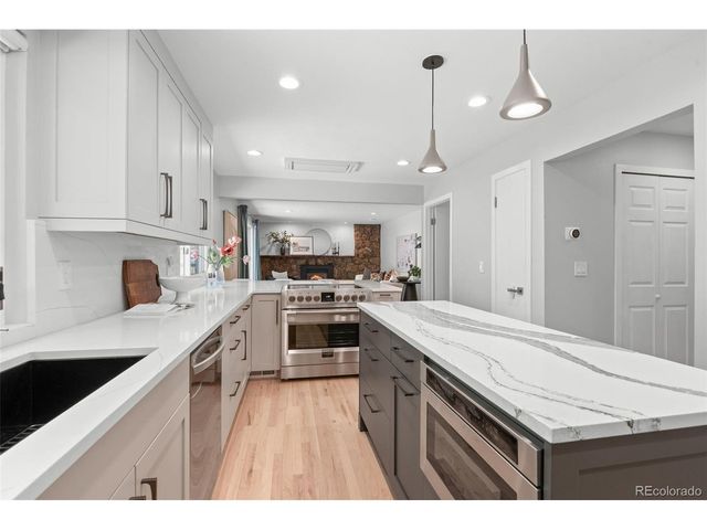 7454 W Otero Pl, Littleton, CO 80128