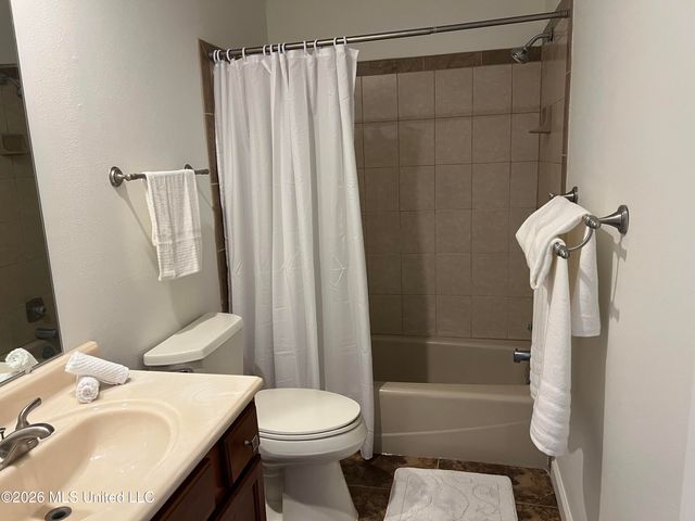 495 Popps Ferry Road, 17, Biloxi, MS 39531