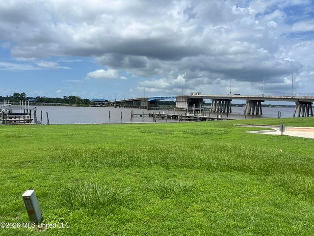 495 Popps Ferry Road, 17, Biloxi, MS 39531