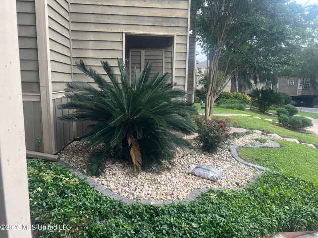 495 Popps Ferry Road, 17, Biloxi, MS 39531