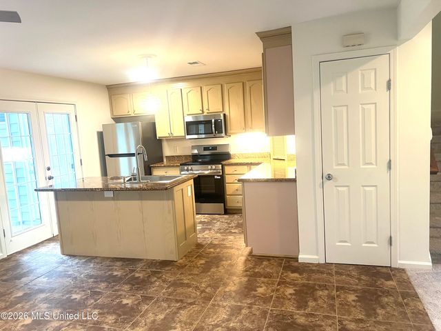 495 Popps Ferry Road, 17, Biloxi, MS 39531