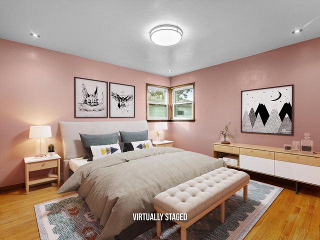 2118 S 14th STREET, Manitowoc, WI 54220