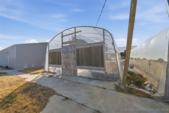 8468 Happy Camp Road, Beggs, OK 74421