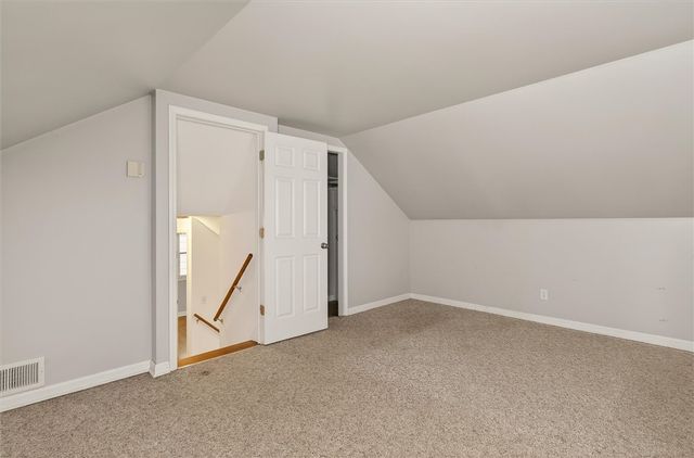 69 Chippendale Road, Greece, NY 14616