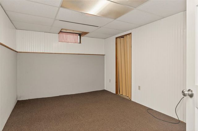 69 Chippendale Road, Greece, NY 14616